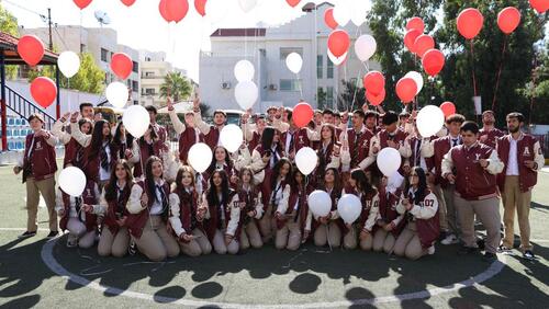  Senior Jackets Distribution 2024/2025 توزيع جاكيتات الصف الثاني عشر