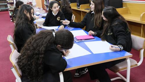 Sixth Grade Hosting a Cartoonist  2024-2025