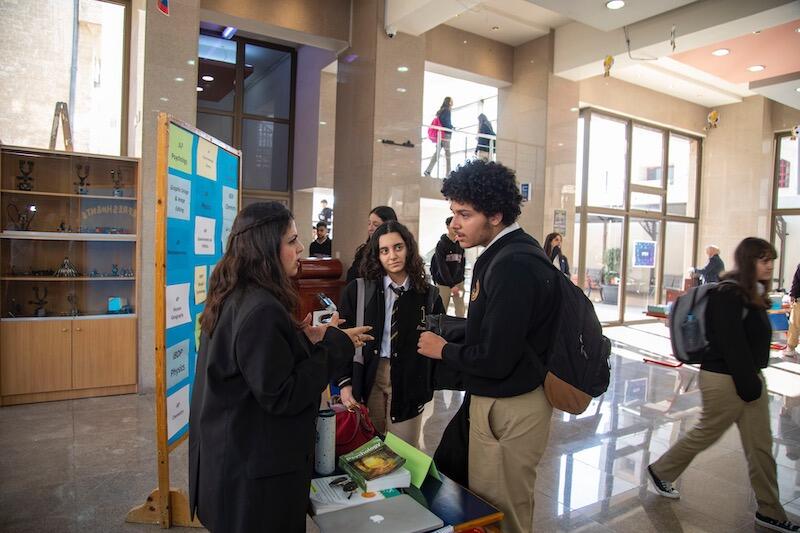 Subject Fair معرض التعريف بالمواد المطروحة 2023-2024 | Modern American ...