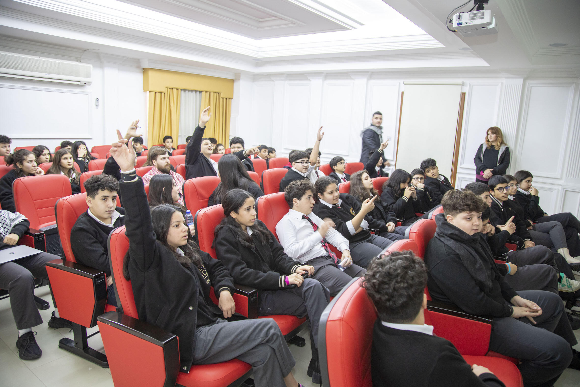 Smoking Lecture 2023 محاضرة عن أضرار التدخين | Modern American School